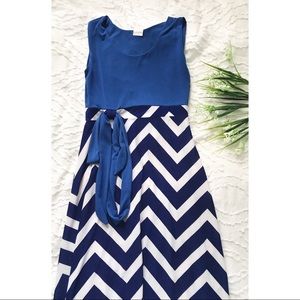 Blue Chevron Dress | Belt | Size: Small | Stretchy